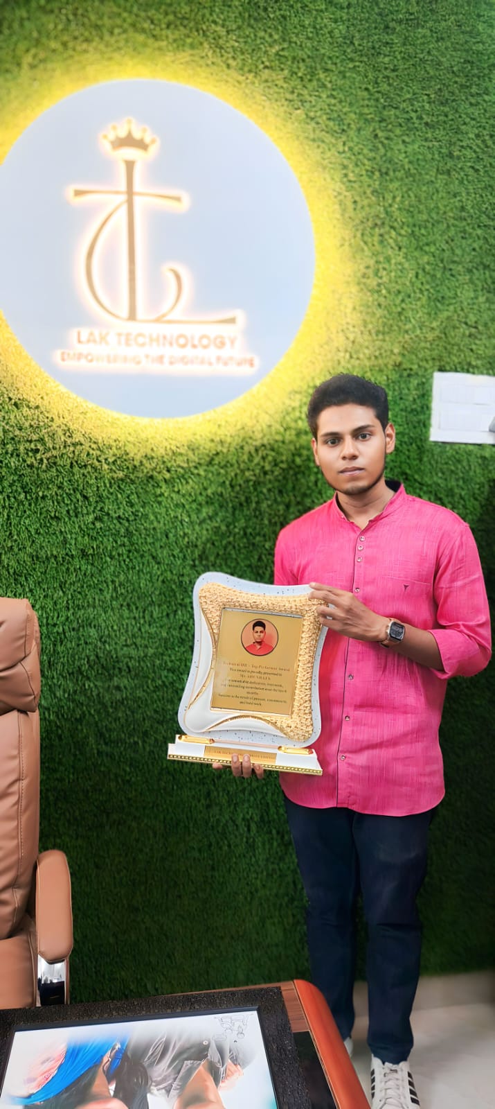 Lak Groups Award Ceremony